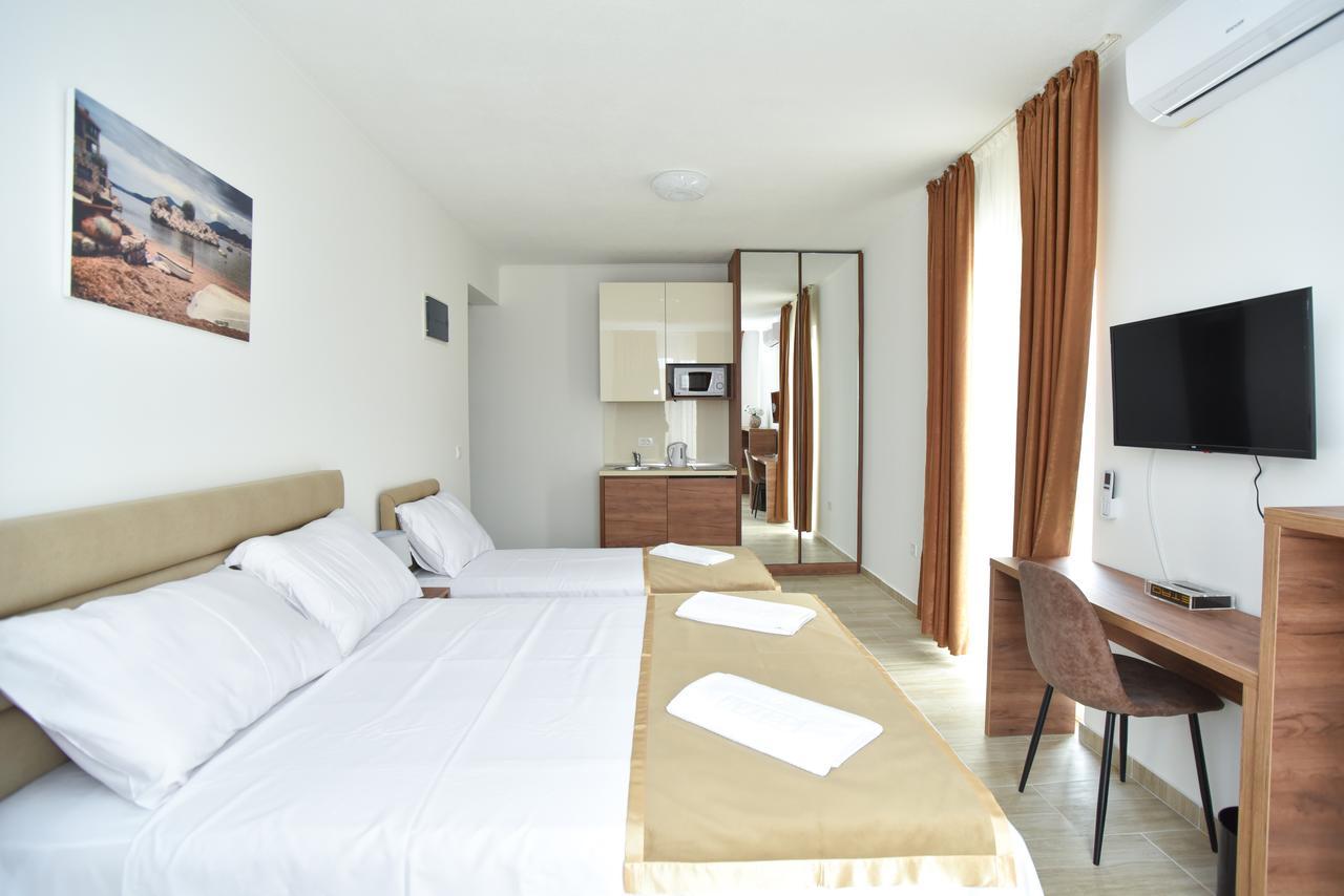 Apartment L Palace Budva Buitenkant foto