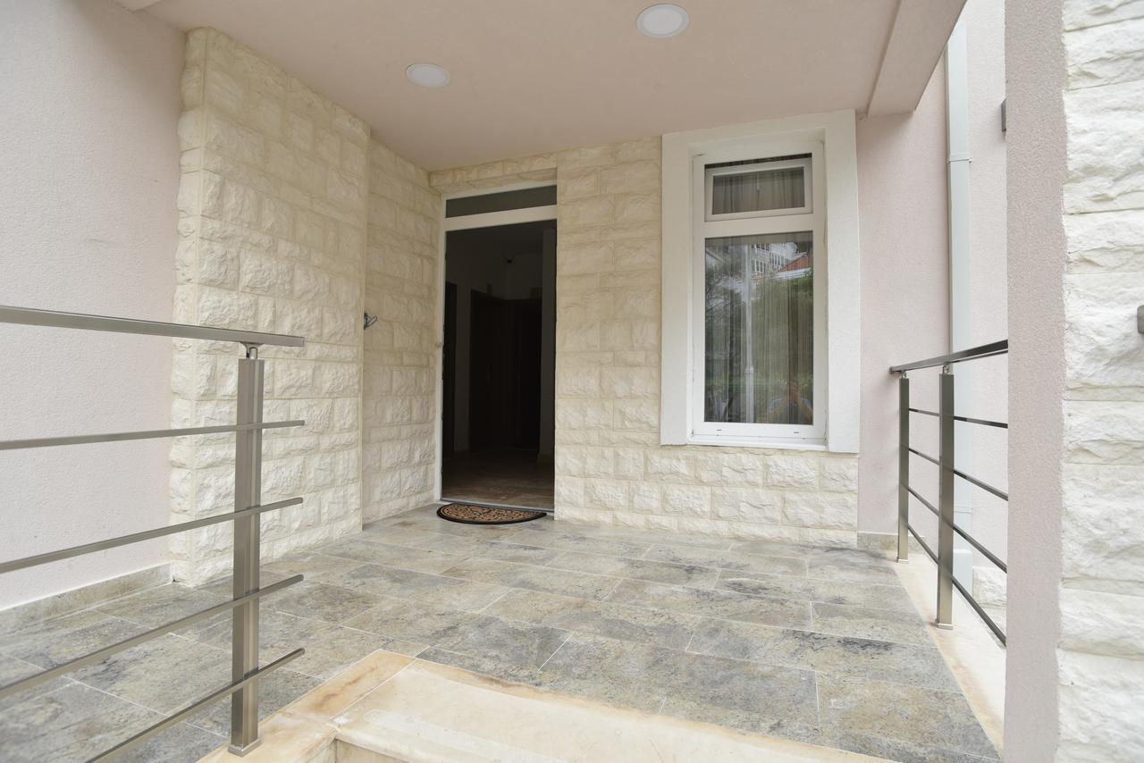 Apartment L Palace Budva Buitenkant foto