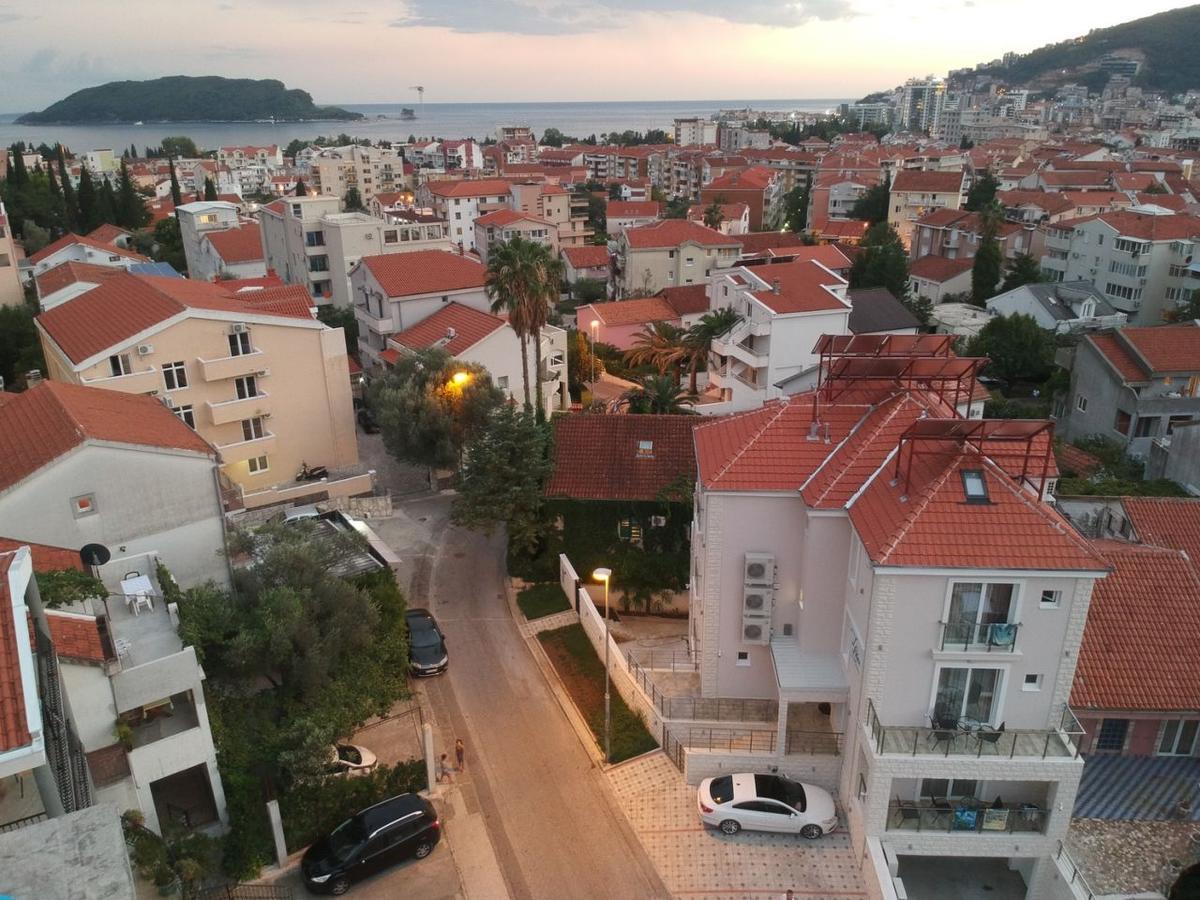 Apartment L Palace Budva Buitenkant foto