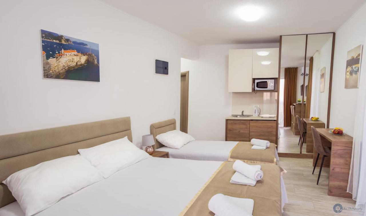Apartment L Palace Budva Buitenkant foto